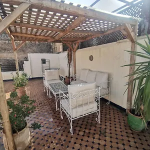 Avec Terrasse Privee Et Piscine Partagee A 350m Fes